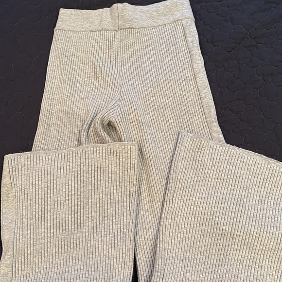 Grey aerie sweater pants - Picture 4 of 4